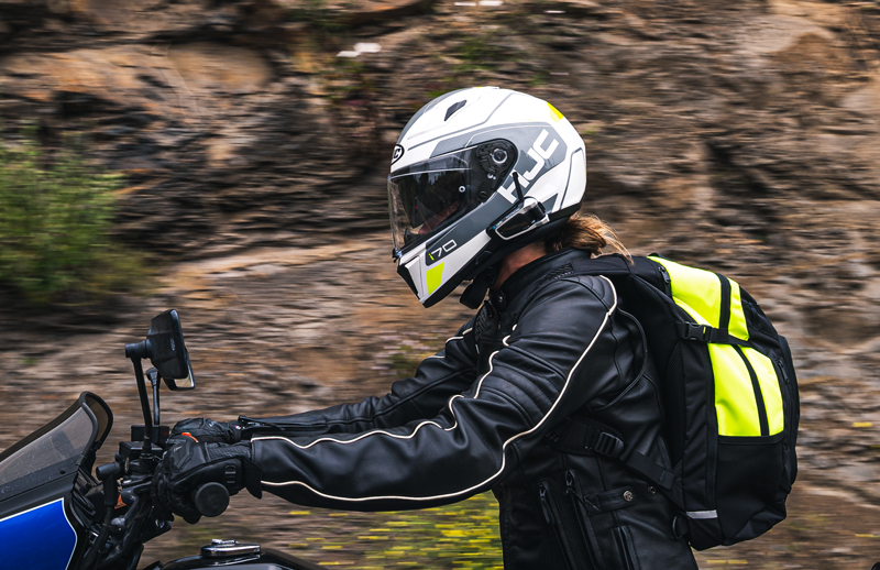 helmet with cardo packtalk