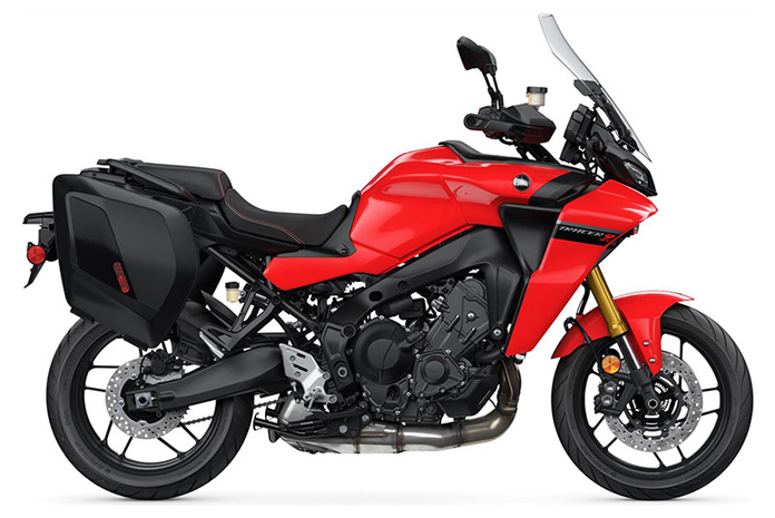 Best Motorcycles for Smaller Riders Yamaha Tracer 9 GT